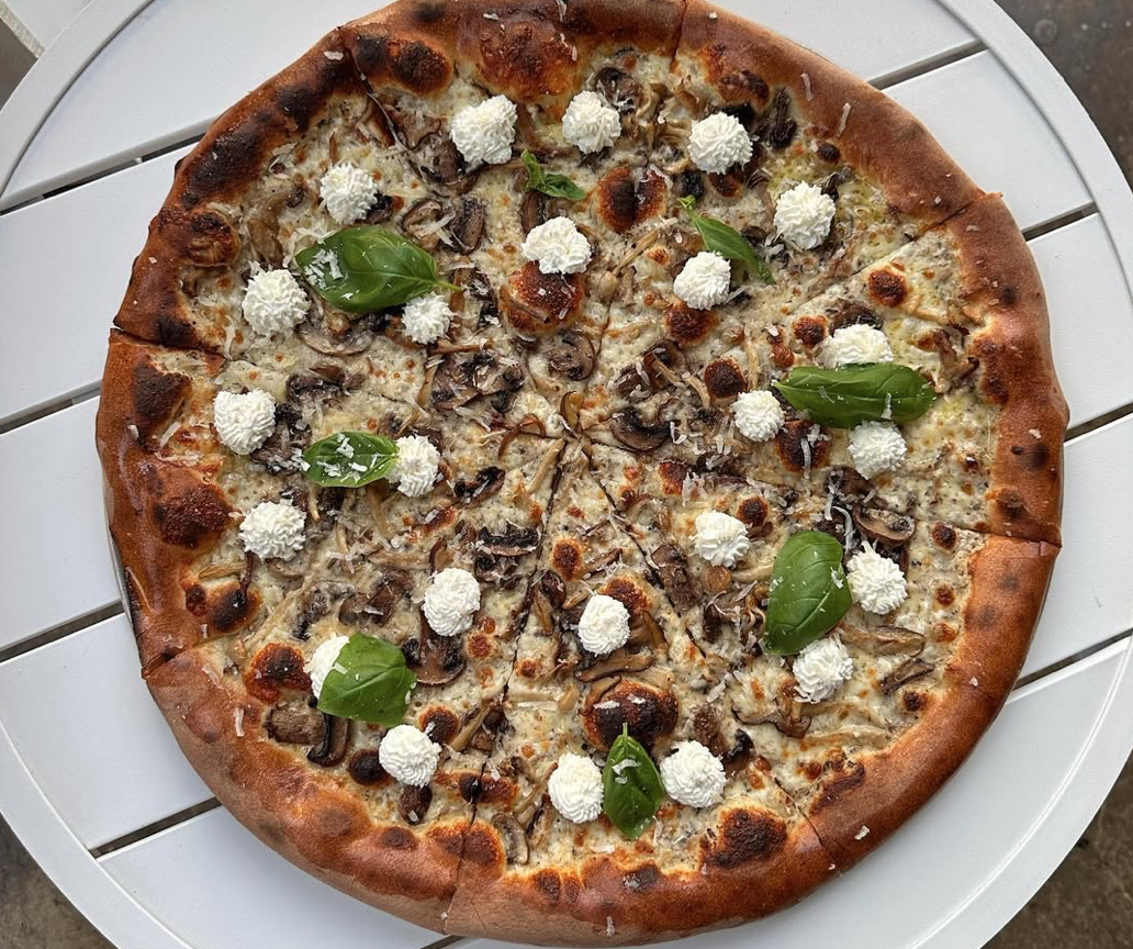 Fabio's Pizzeria & Restaurant 1
