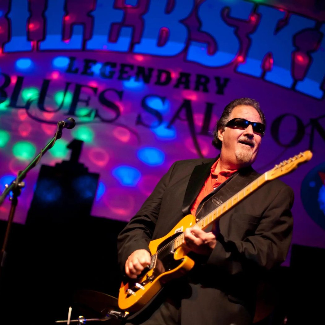 Reverend Raven Live at Cheeks 1