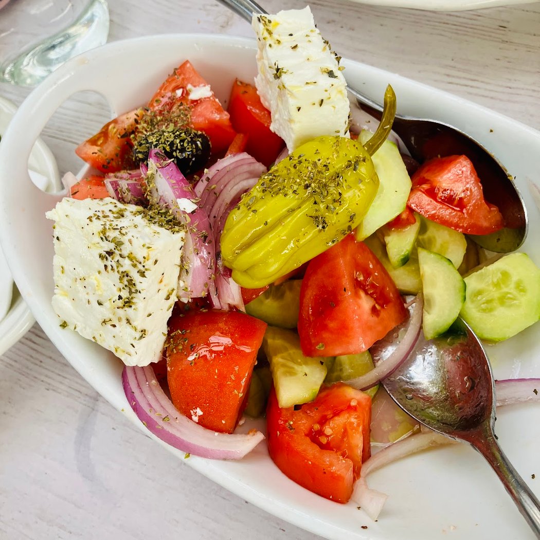 Telly's Taverna 1