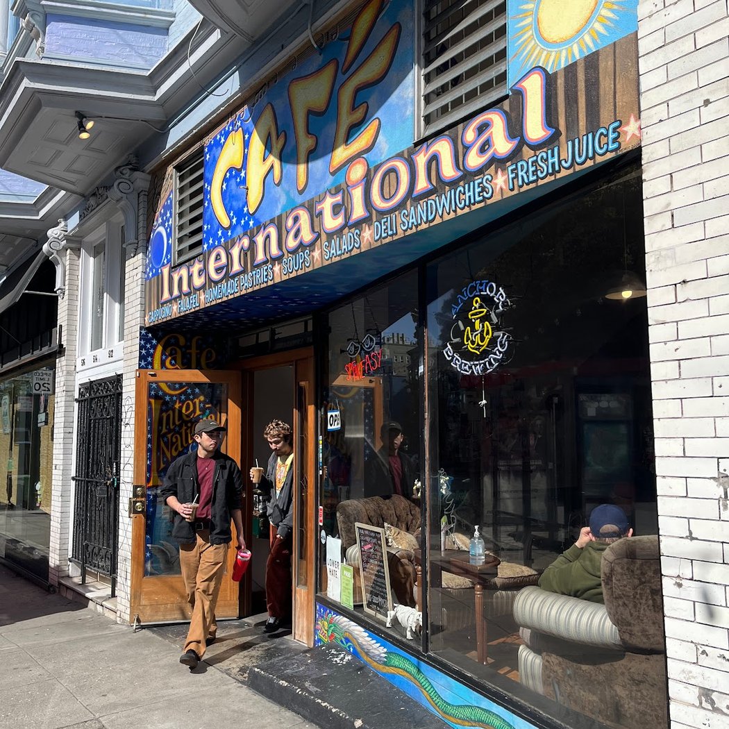 Cafe International 2