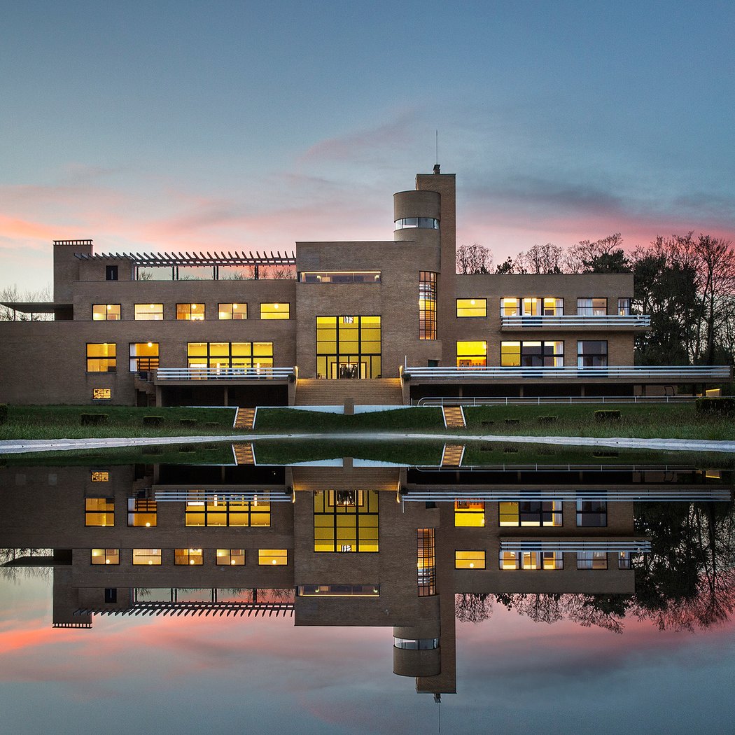 Conference tour of the villa Cavrois