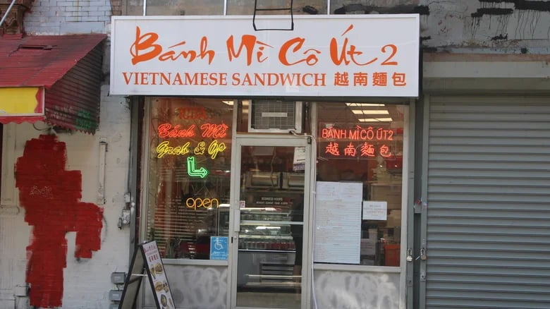 Bánh Mì Cô Út 2
