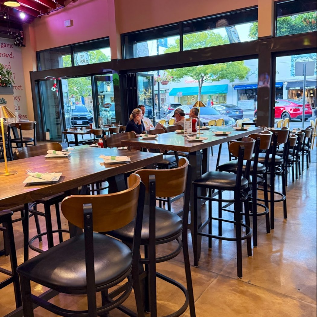 Highlands Sports Bar & Grill 2