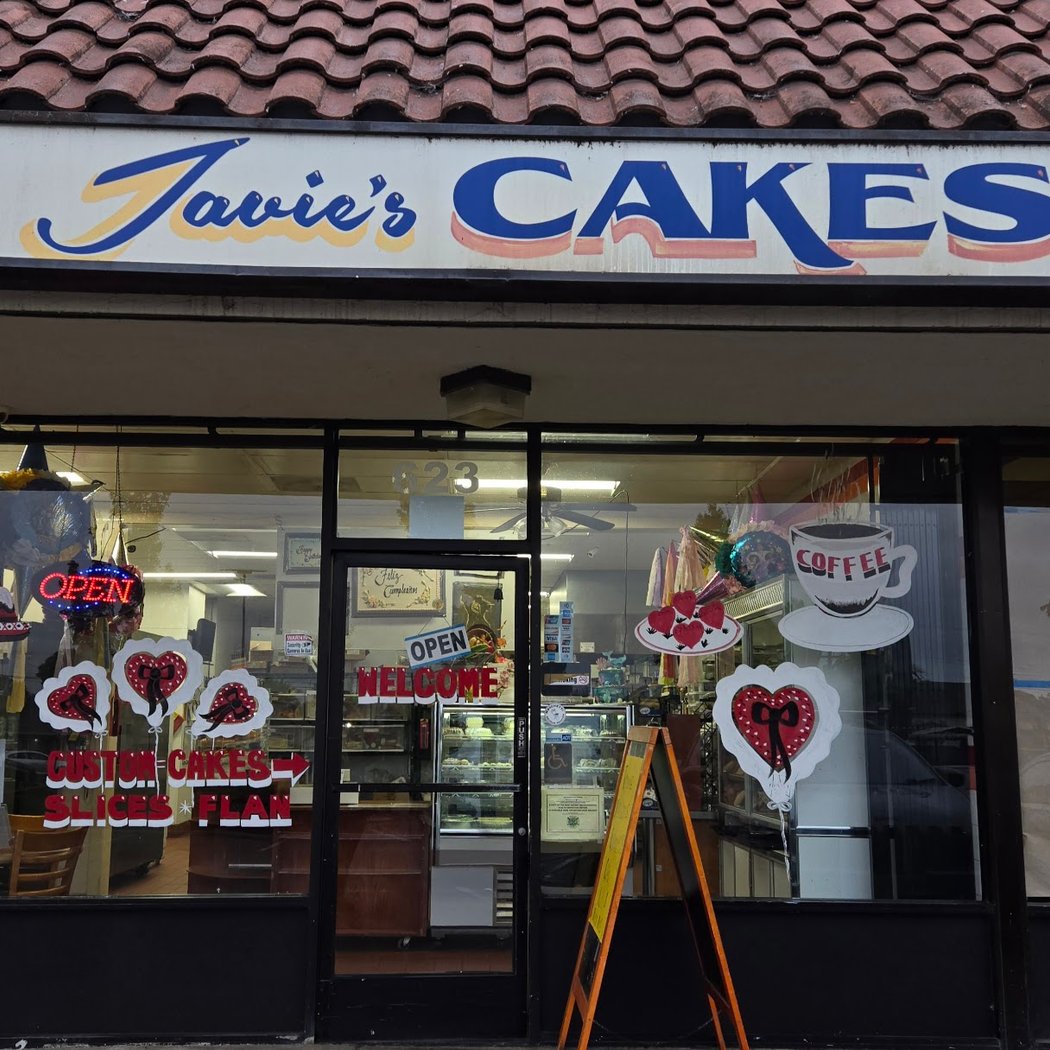 Javie's Cakes 2