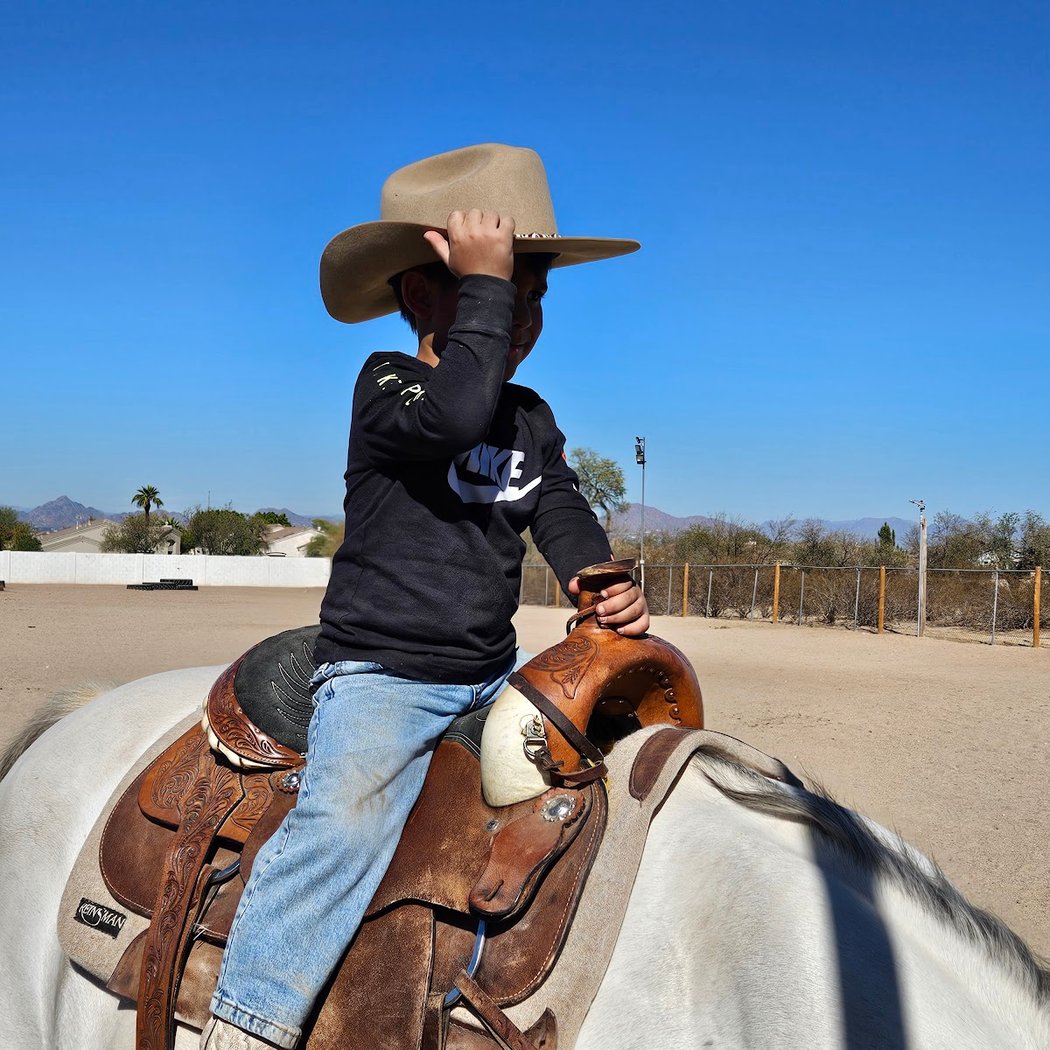 From the Ground Up: Volunteer Day at the Ranch 1