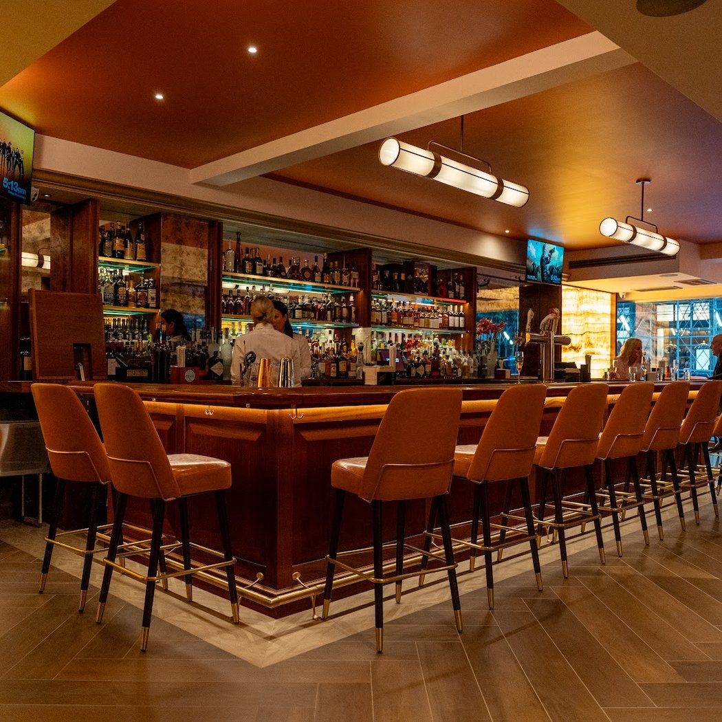 Rocco Steakhouse 4