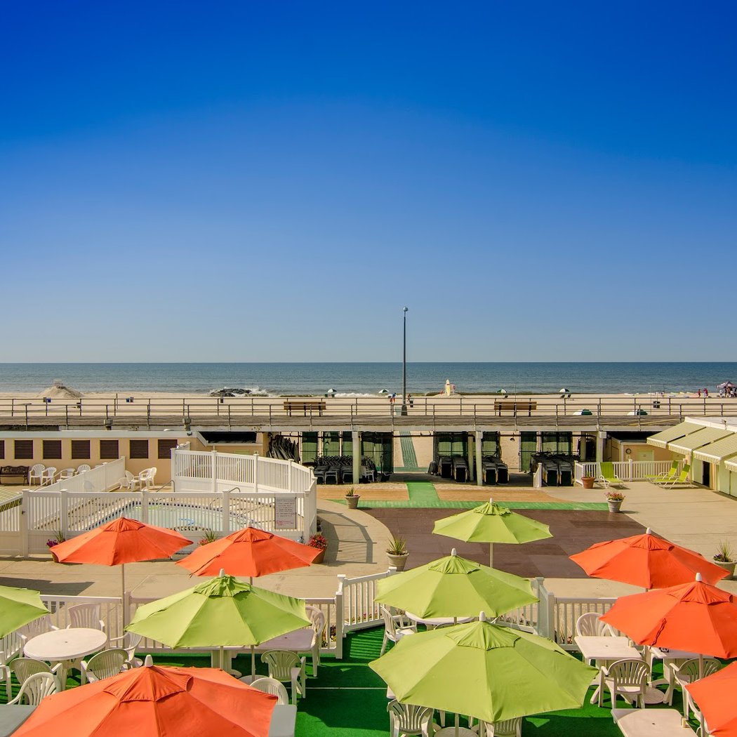 Inwood Beach Club 1