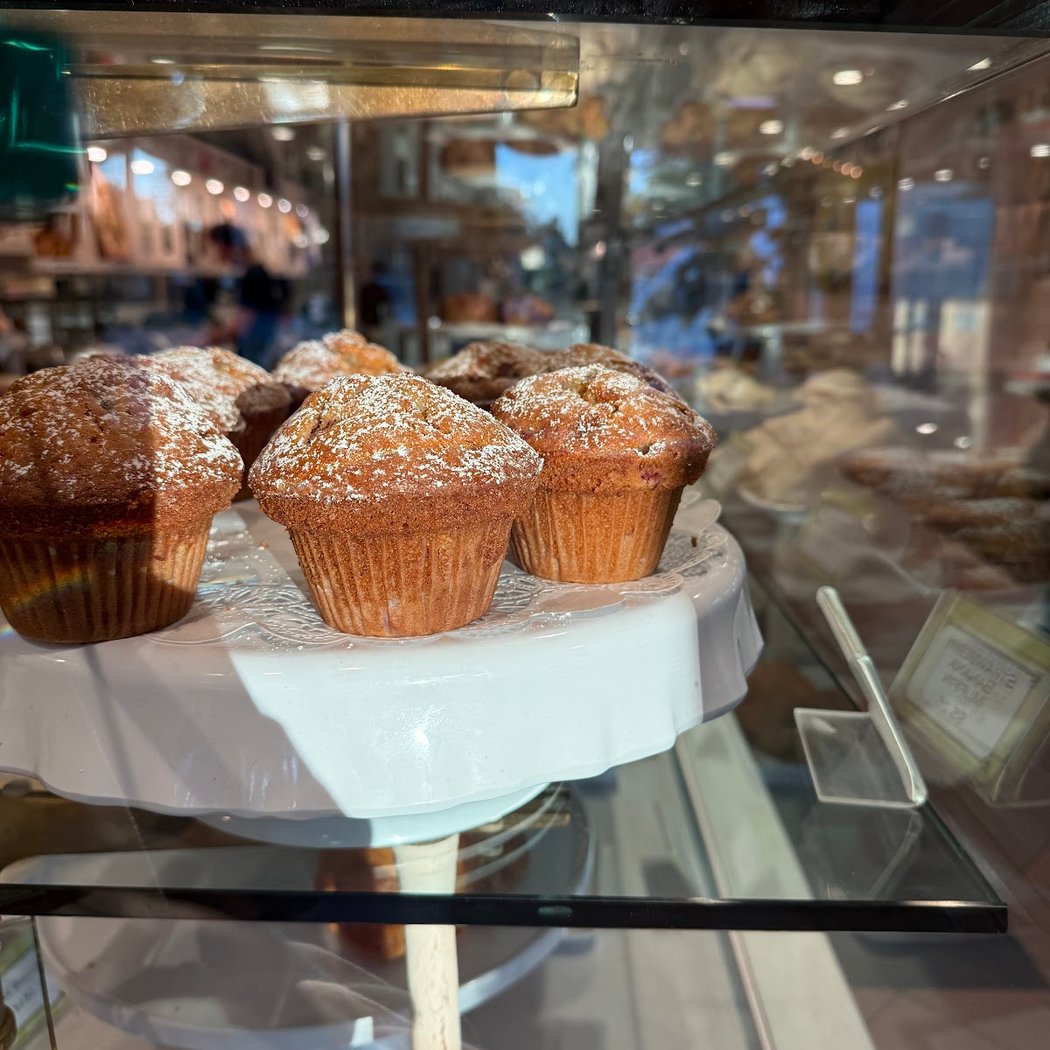 Gayle’s Bakery: Pre-Order Thanksgiving 3