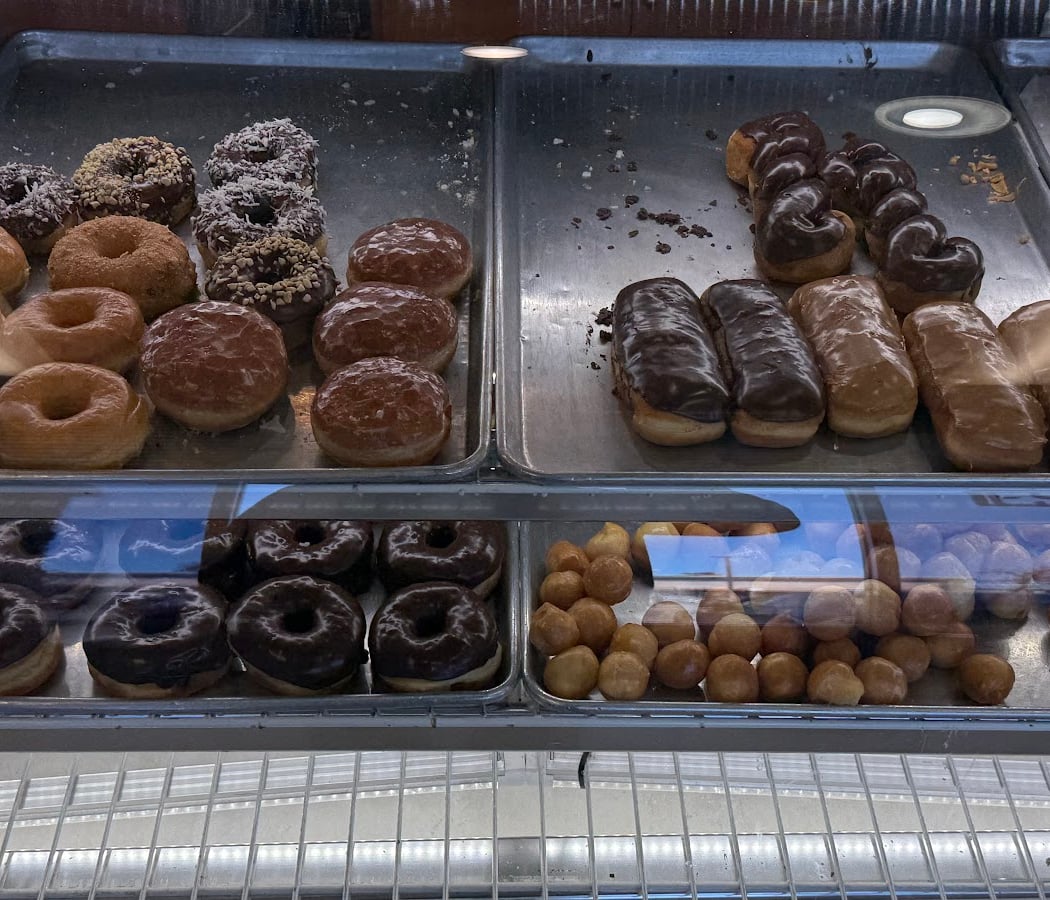 Bagel & Donuts Basket 3