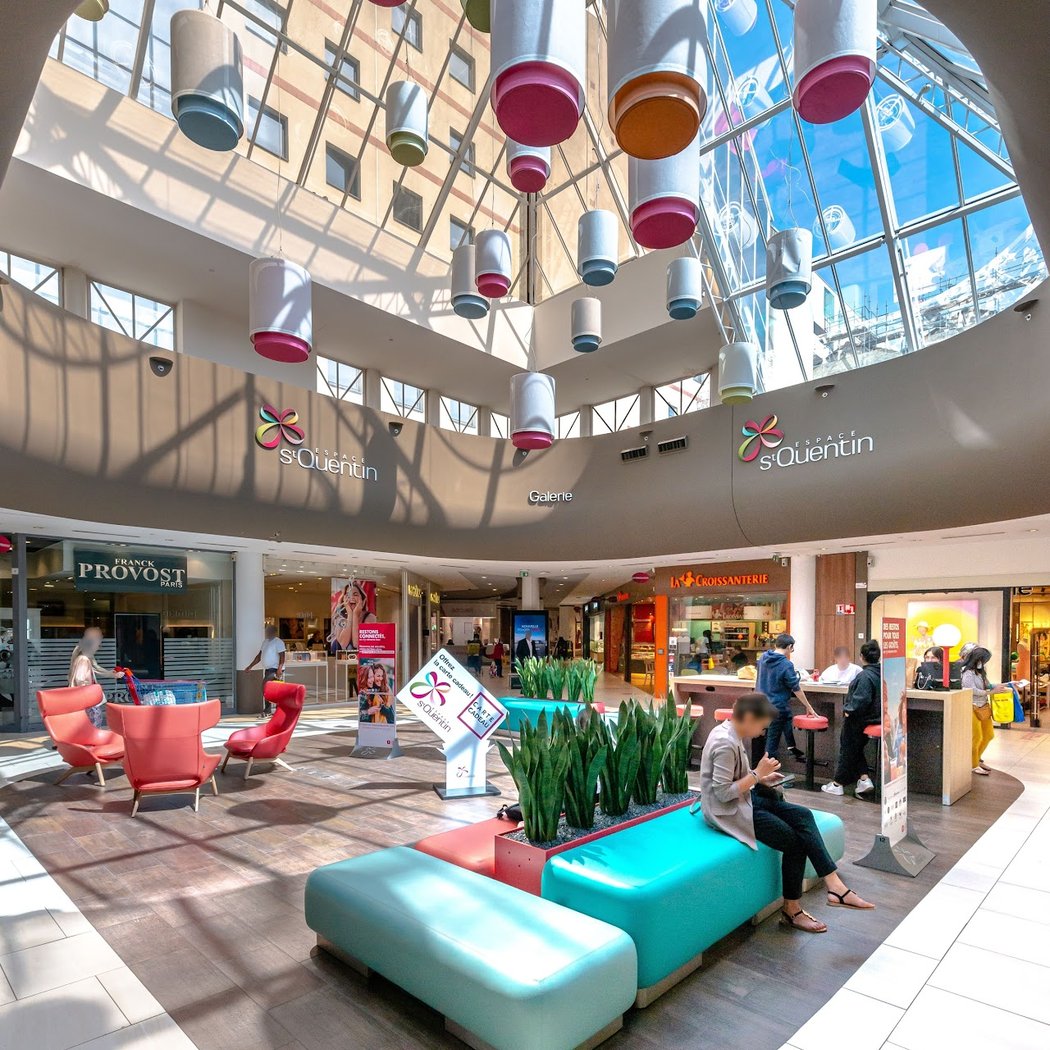 Centre Commercial Espace Saint Quentin 1