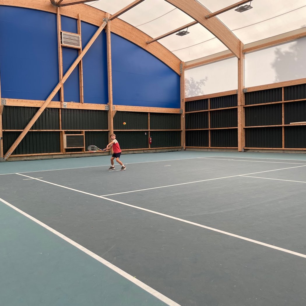 ZOLA TENNIS CLUB 3