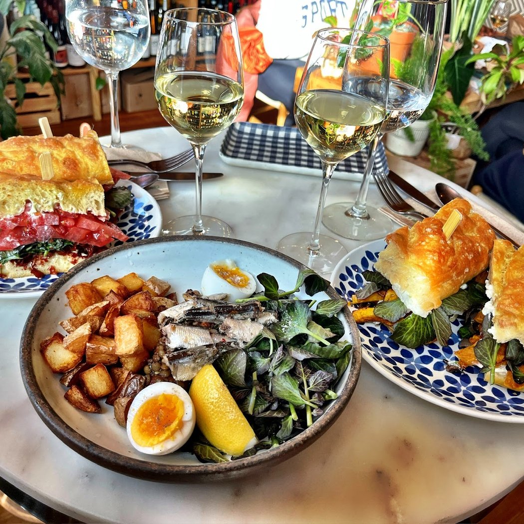 Nido Wine Shop + Market