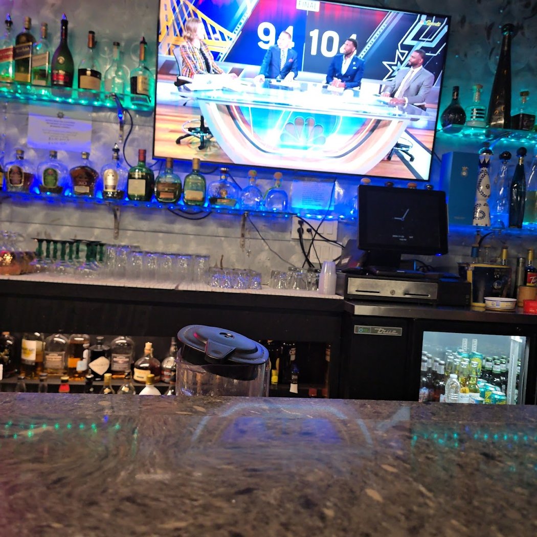 Legends Bar Antioch 3