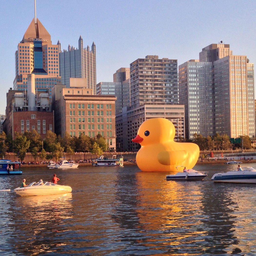 The World's Largest Rubber Duck 1