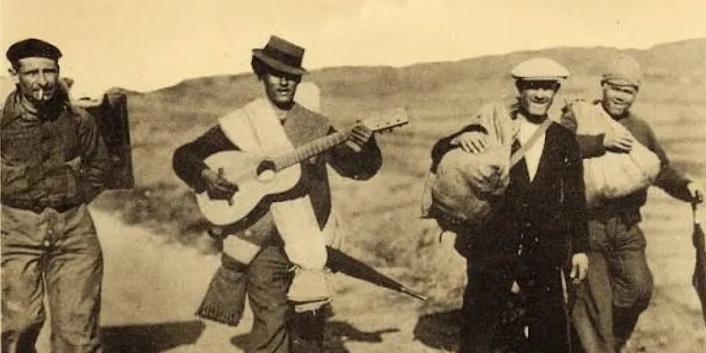 No pasaran, album souvenirs