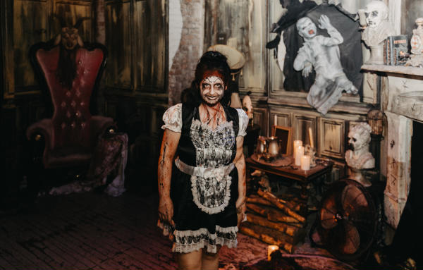 Blood Manor 2