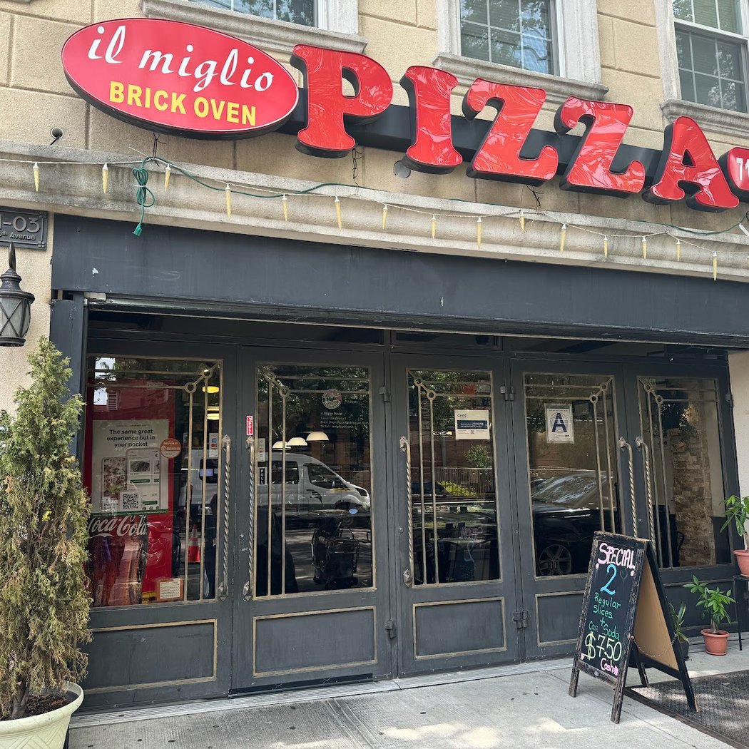Il Miglio Brick Oven Pizzeria & Italian Restaurant 2