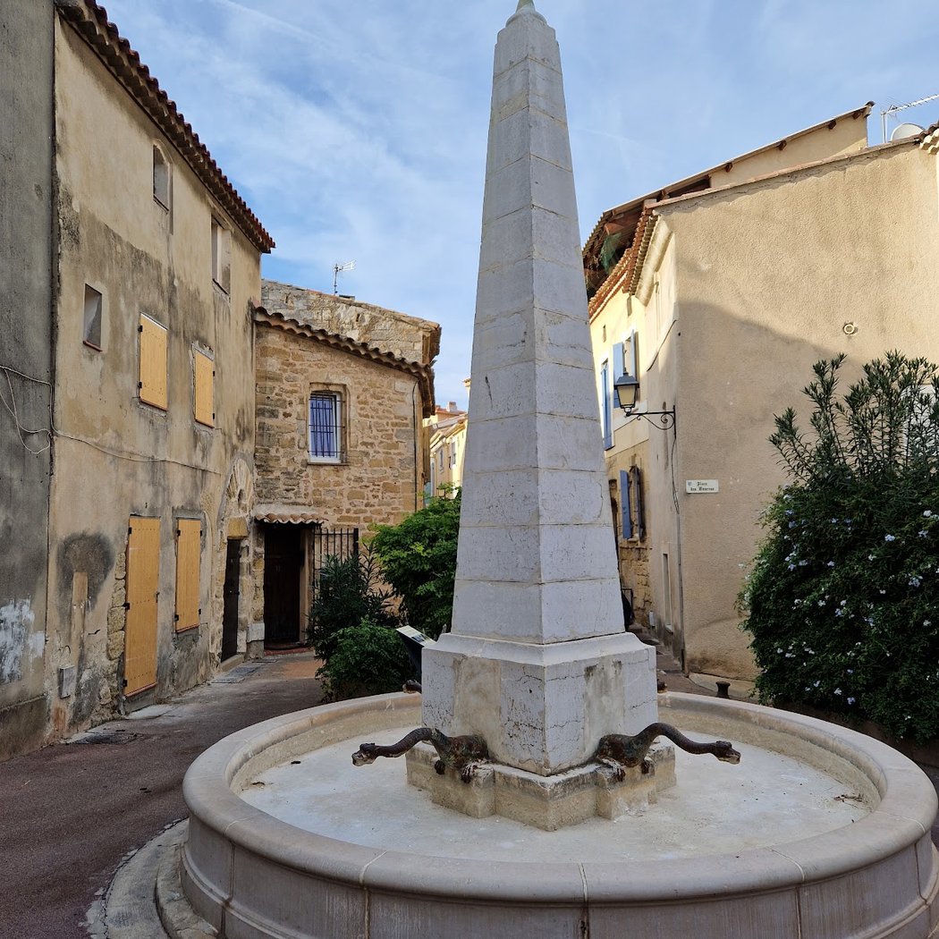 Istres 1