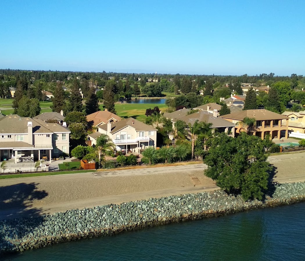 Brookside Golf & Country Club 2