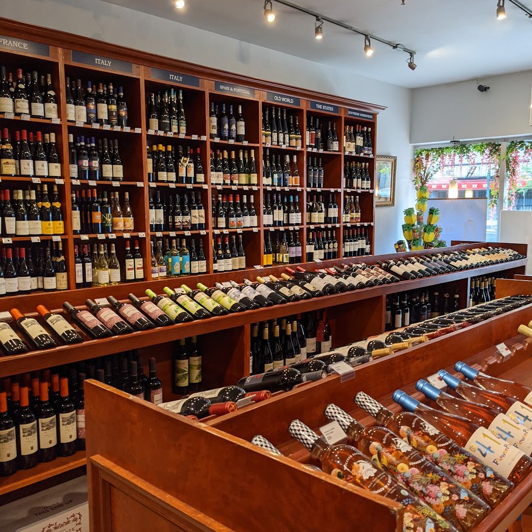 Manhattan Valley Wines & Spirits 1