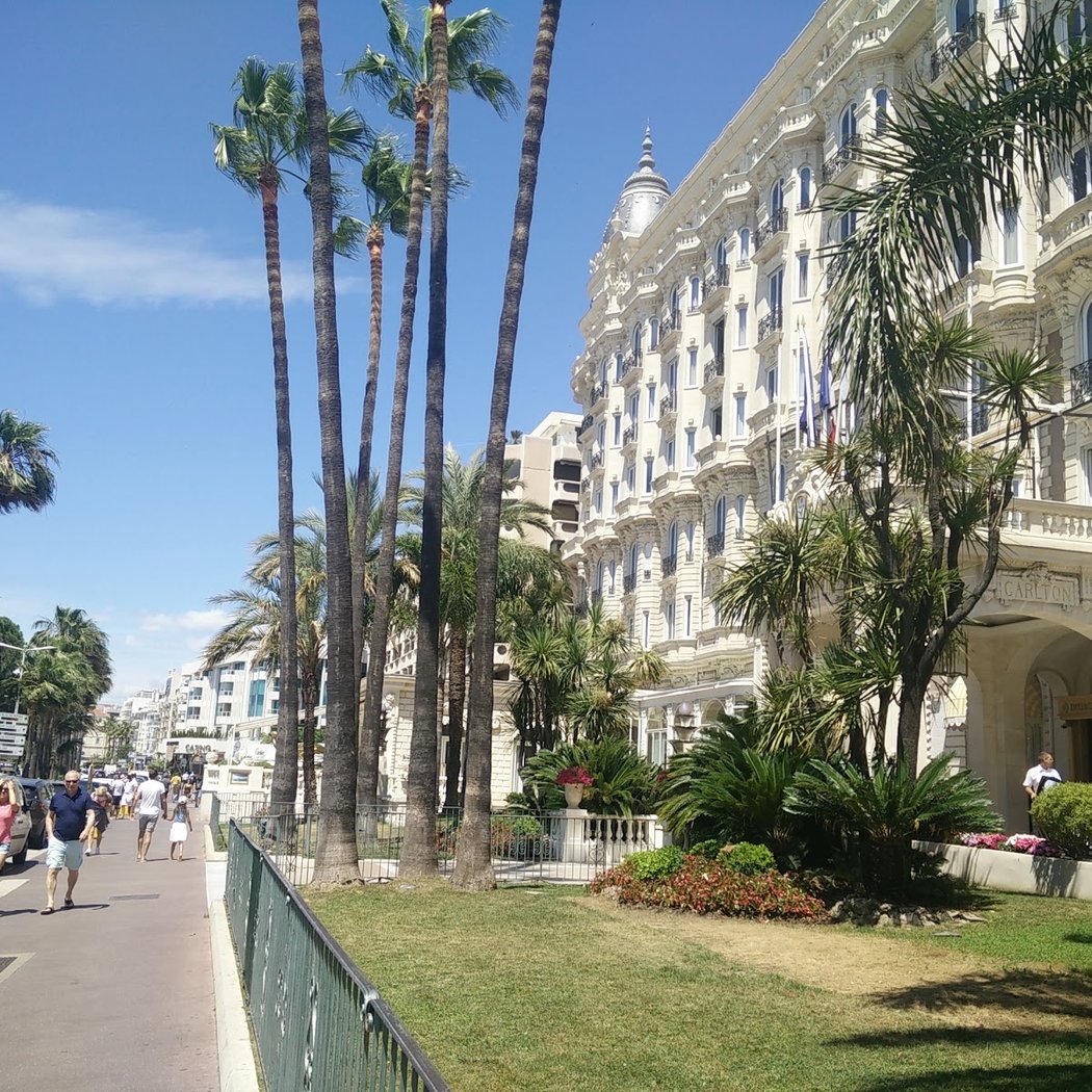 Boulevard de la Croisette 3