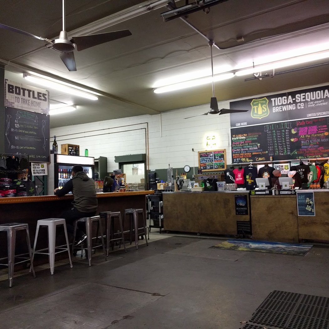Tioga-Sequoia Beer Garden 3
