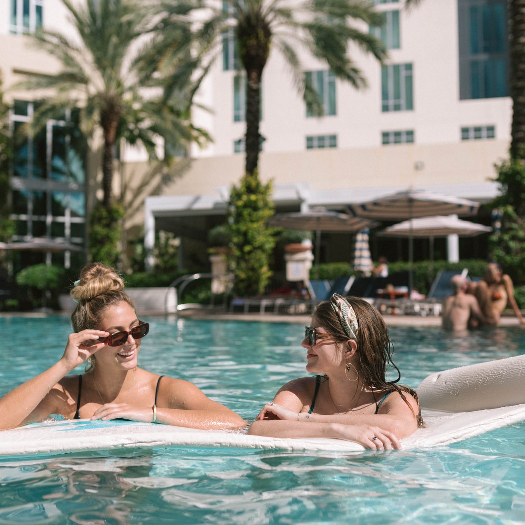 Poolside Sessions 2