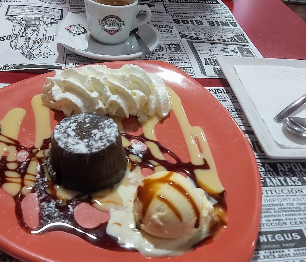 Azcona Bar · Restaurant 3