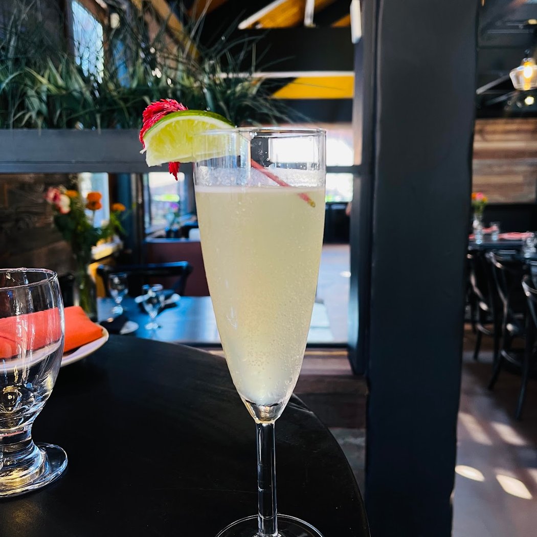 The Walnut Tavern Bar & Grill 1