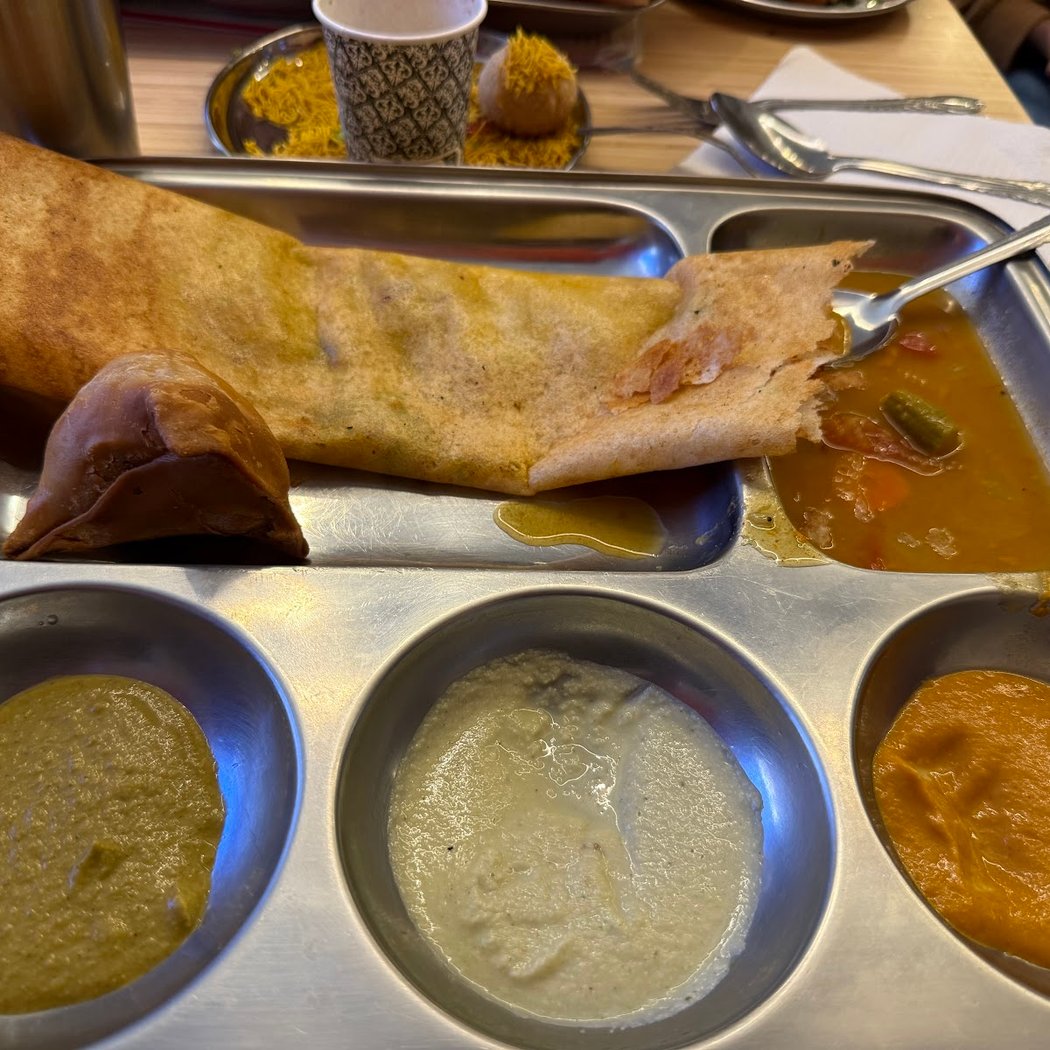 Dosamaa - Indian Vegetarian Restaurant 3