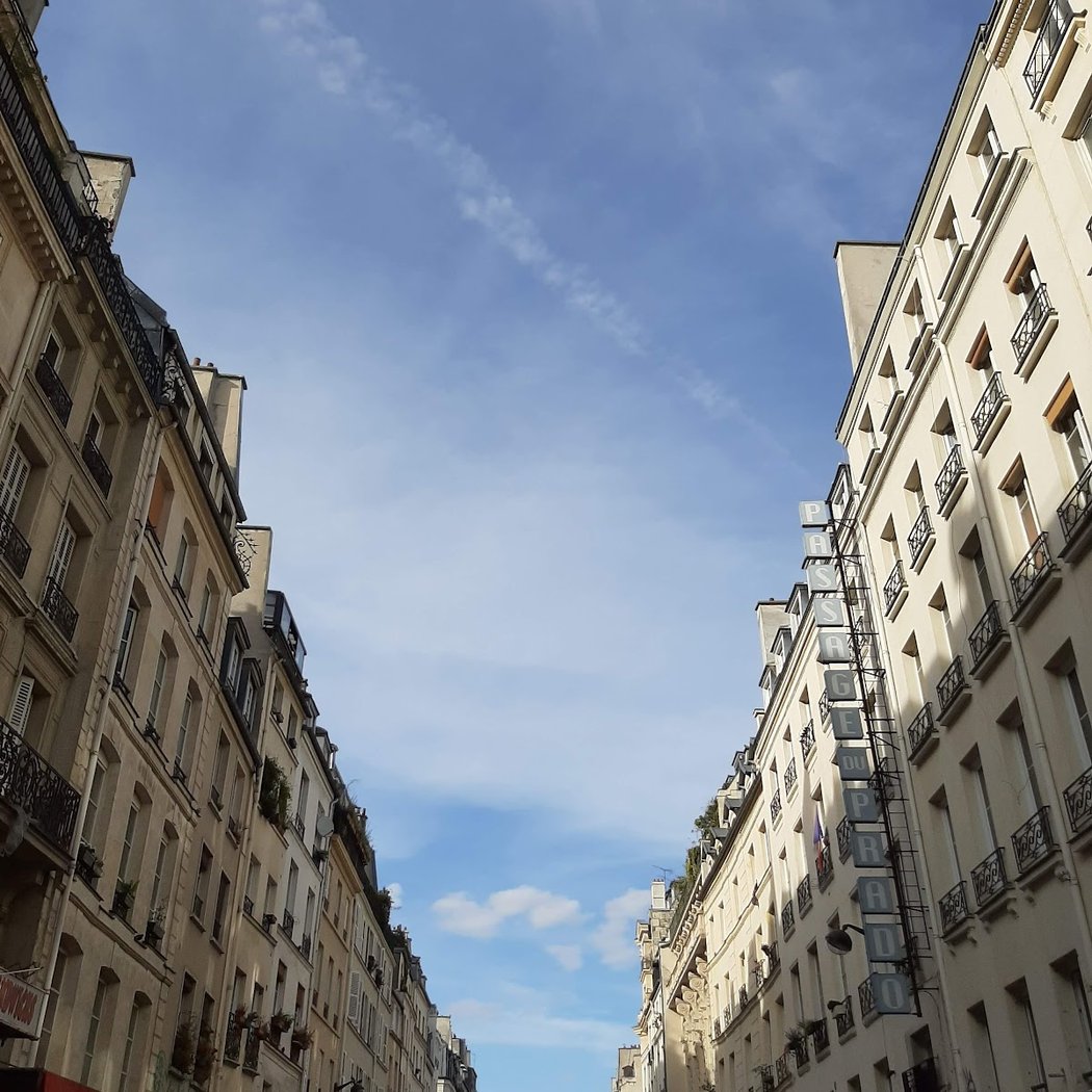 Rue du Faubourg Saint-Denis 2