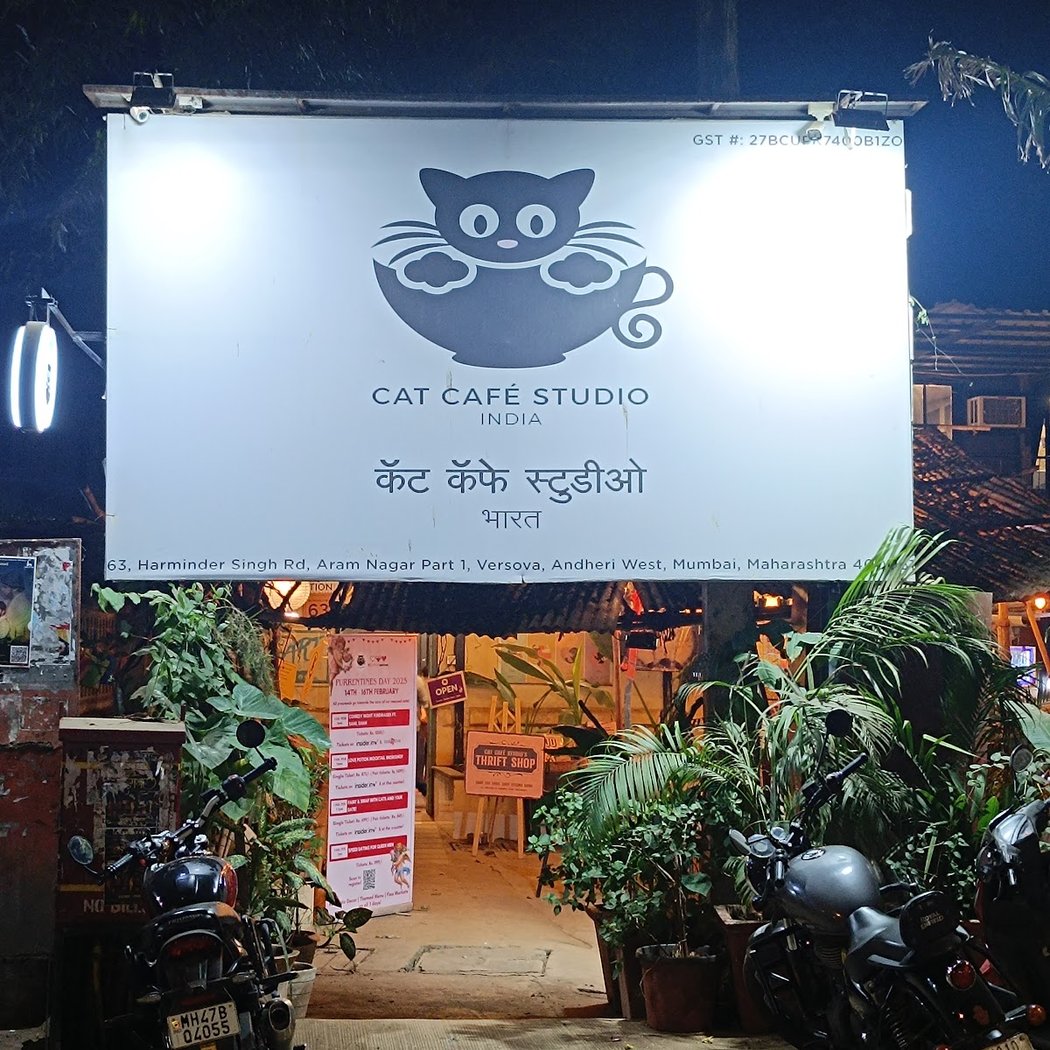 Kommune Mumbai Open Mic 4