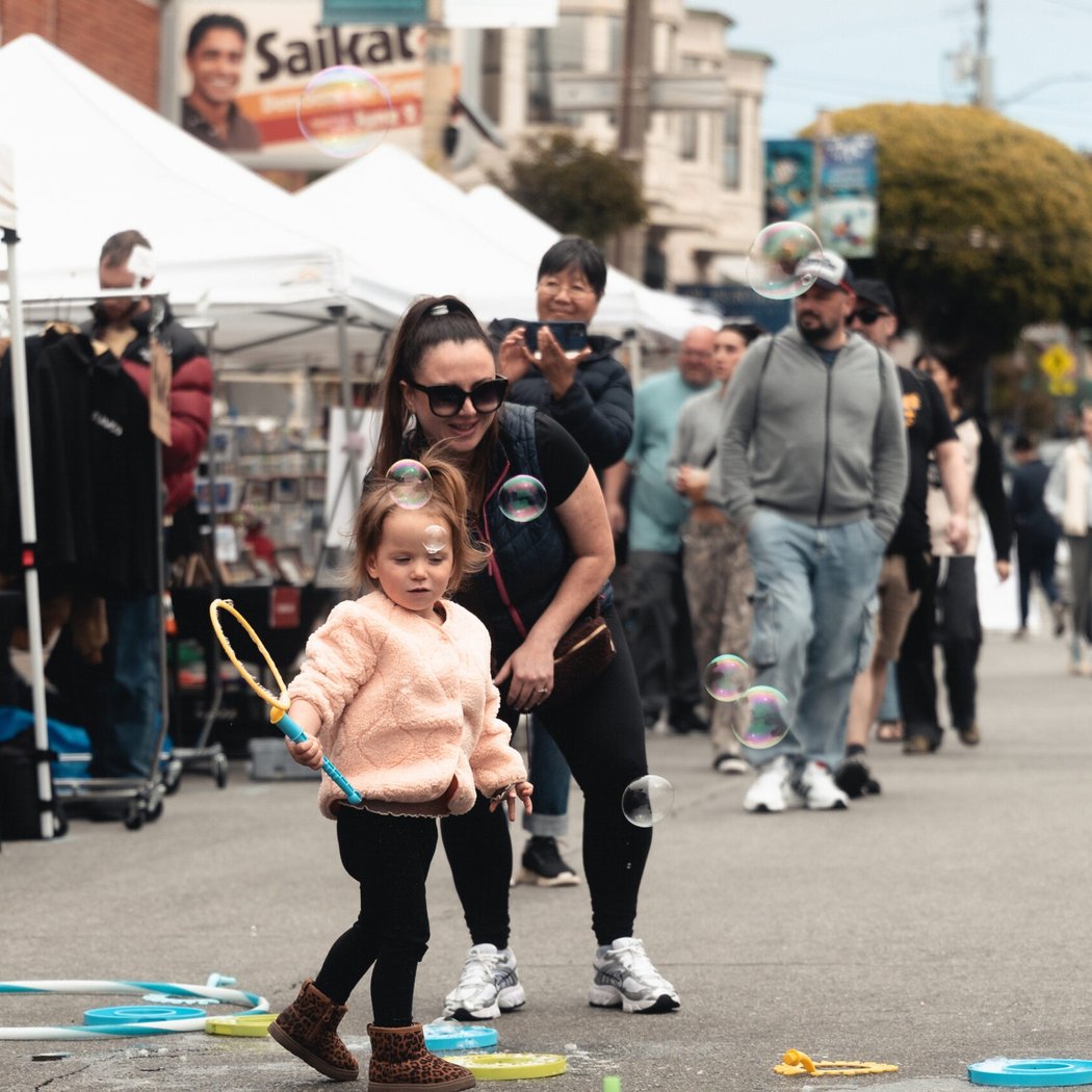 Inner Sunset Flea Market: Celebrating Pride 3