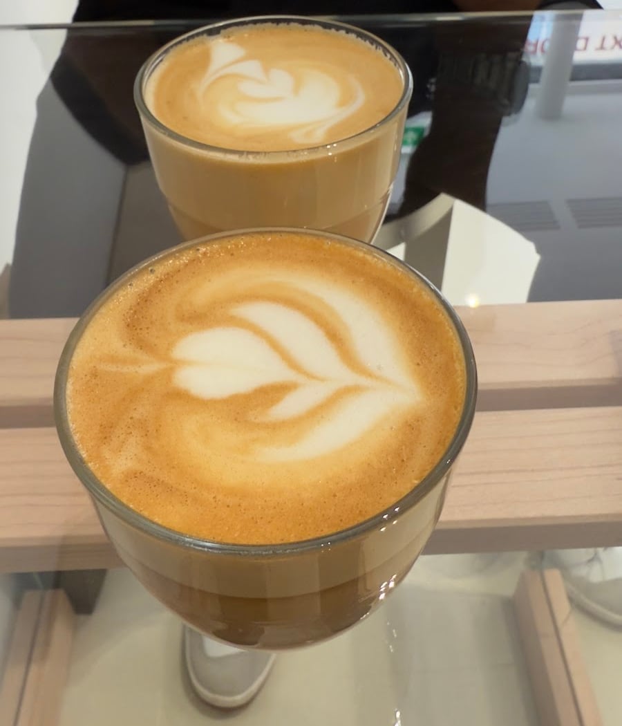 THE Café NEXT DOOR 1