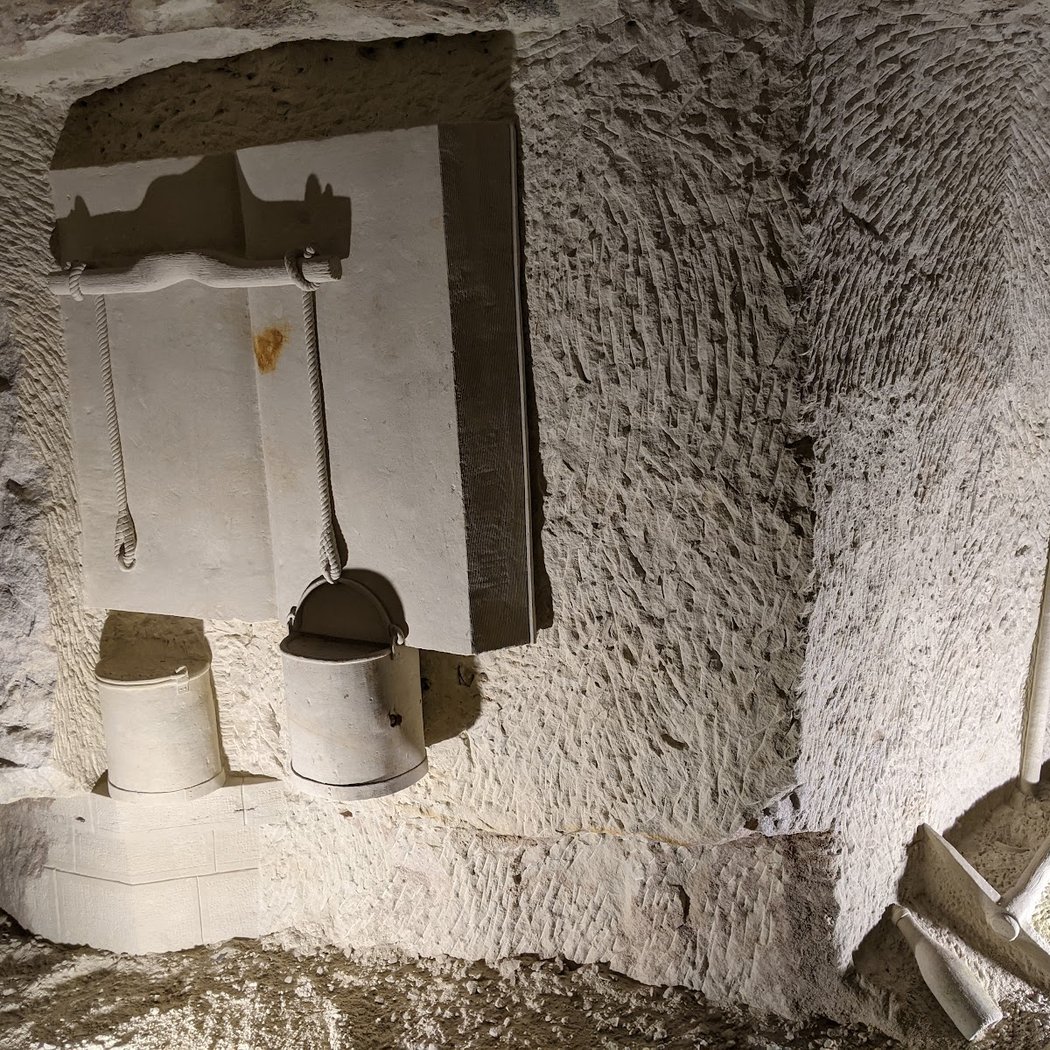 Cave des Roches 2