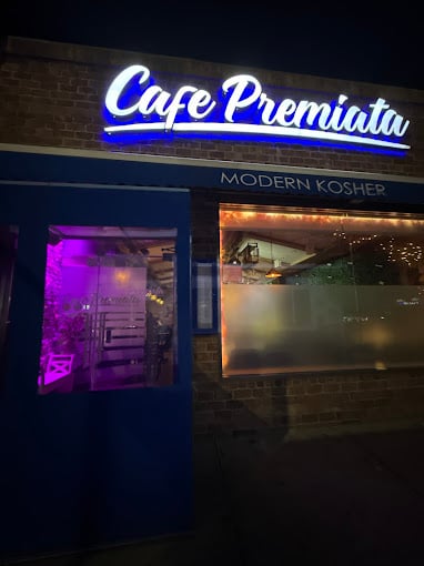 Cafe Premiata 4
