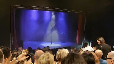 ET TOUT LE MONDE S'EN FOUT - LE SYNDROME DE MICHEL 1