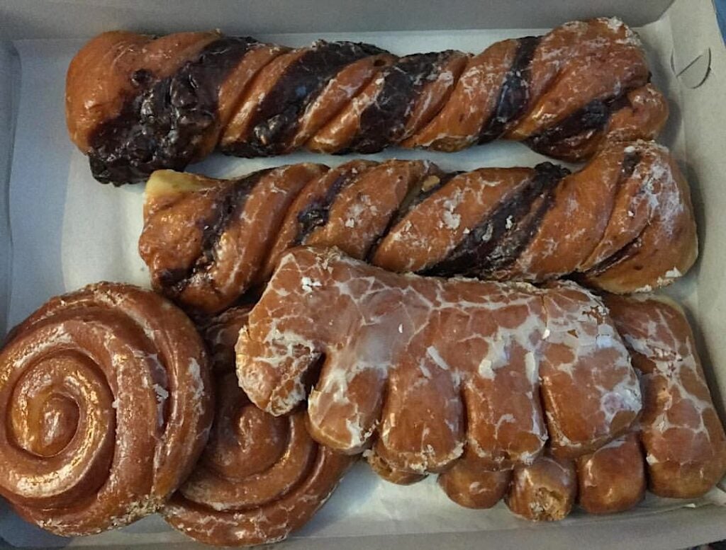 Uncle Benny's Donut & Bagel 2