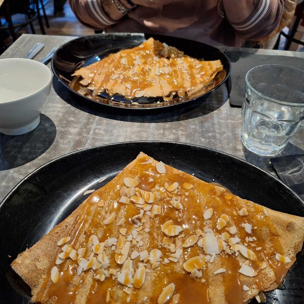 Crêperie La Cloche 1