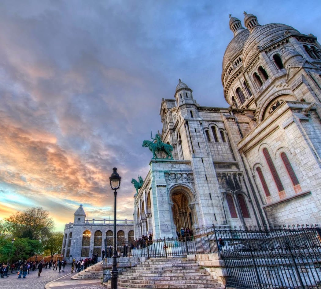 Paris-Walks - The Landmarks of Paris tower 1