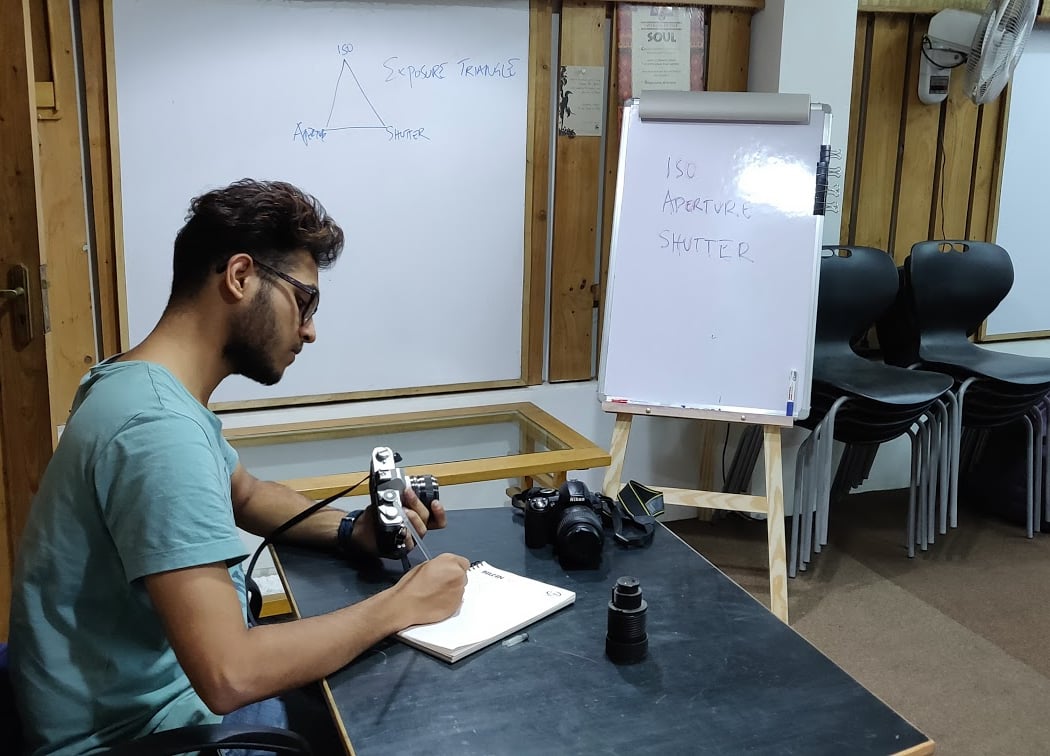 Bouncing Bulb - Photography Training & Services 1