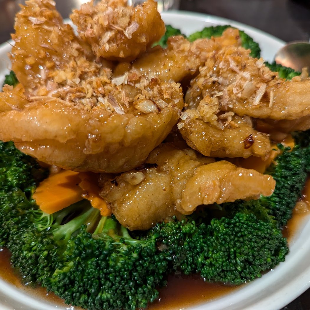 Lotus Thai Restaurant 1