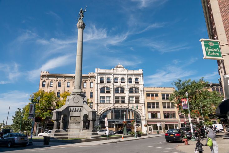 Monument Square 1