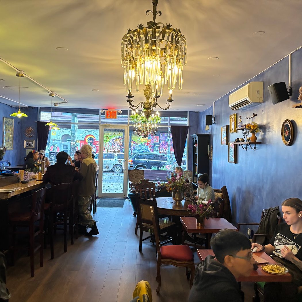 BOYFRIEND co-op café + bar 3