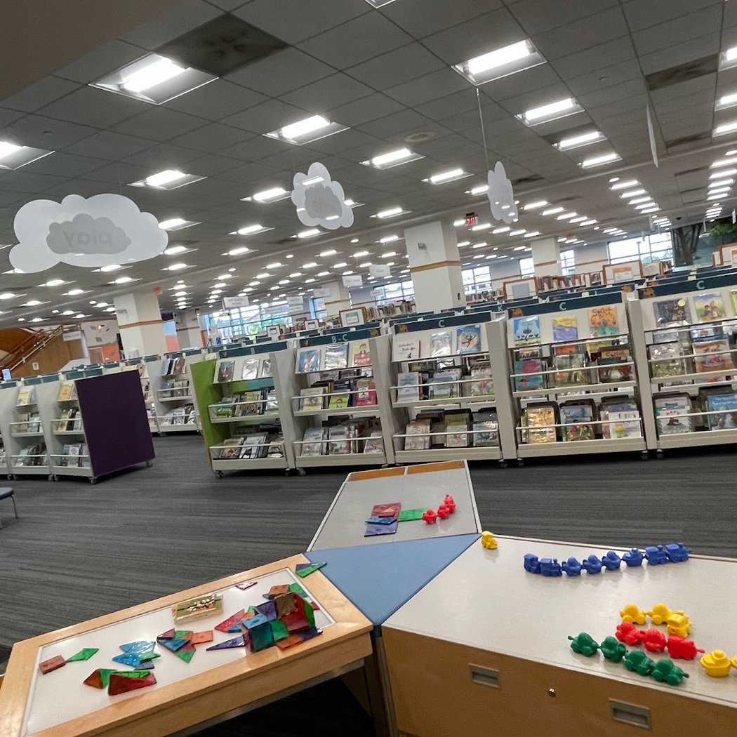 Des Plaines Public Library 3