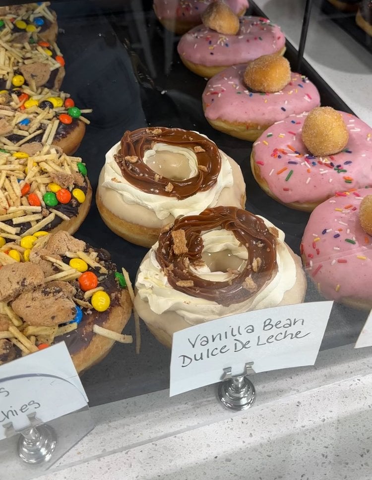 Dutch Maid Bakery 1