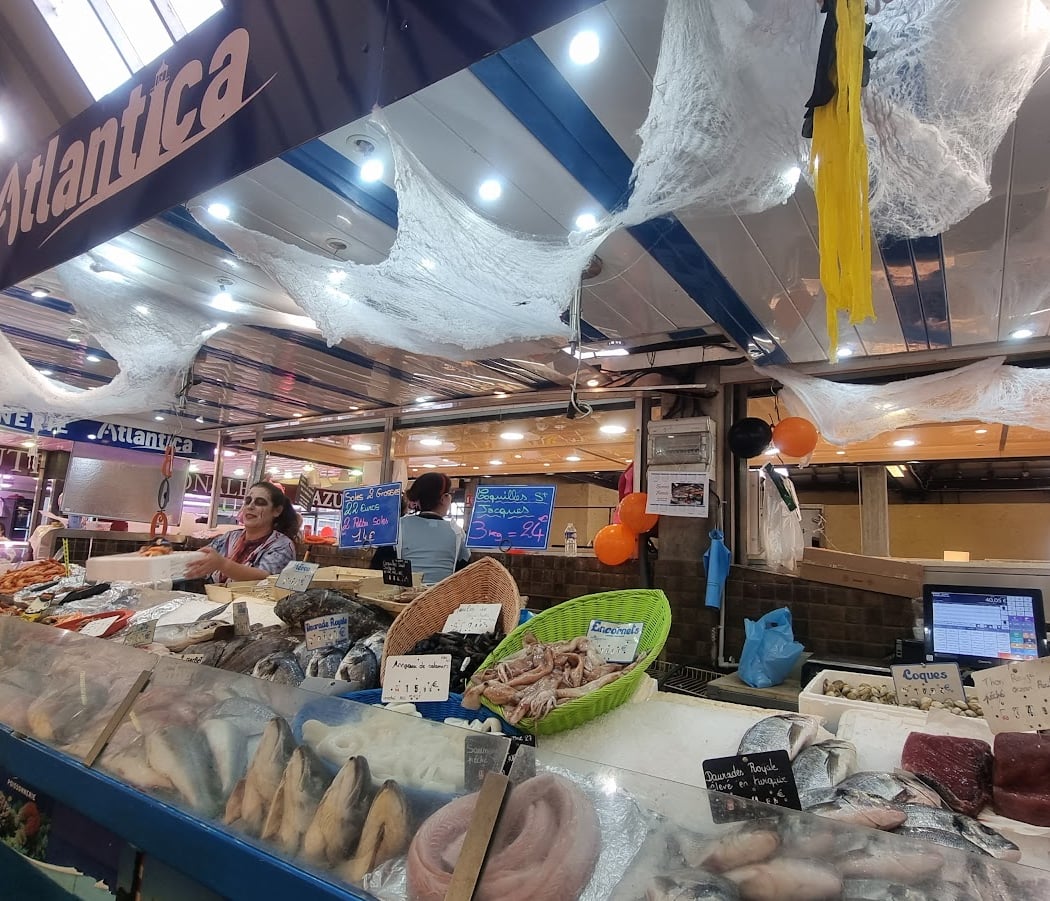 Marché Place du 8 Mai 3