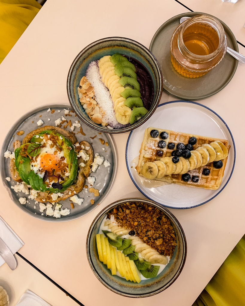 Koni Coffee Shop 2