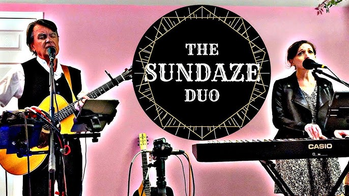 Sundaze Duo at Le Macaron 2