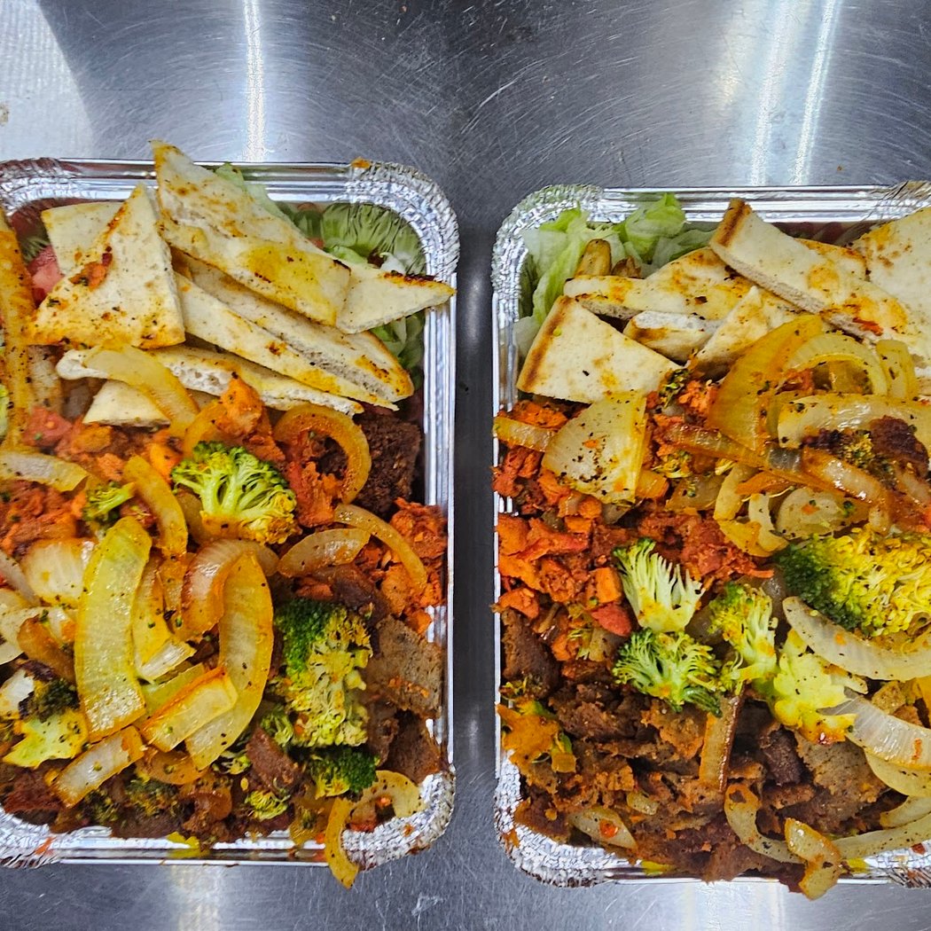 Essa’s Famous Halal Food 3